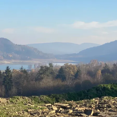 Pod Smrekami 度假居 *